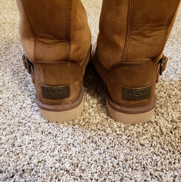 Ugg--NEW-Women's Size 7 Tall Boots - Picture 3 of 7